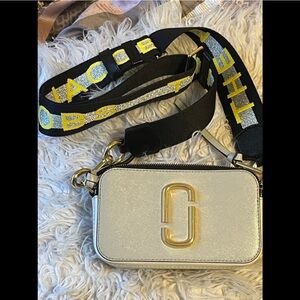 Marc Jacobs crossbody snapshot bag